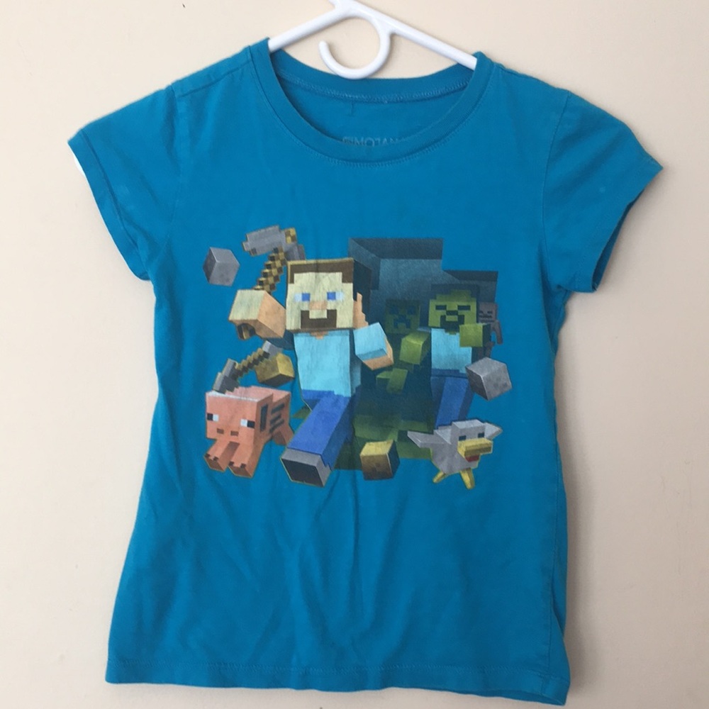 Minecraft kids shirt size 10/12